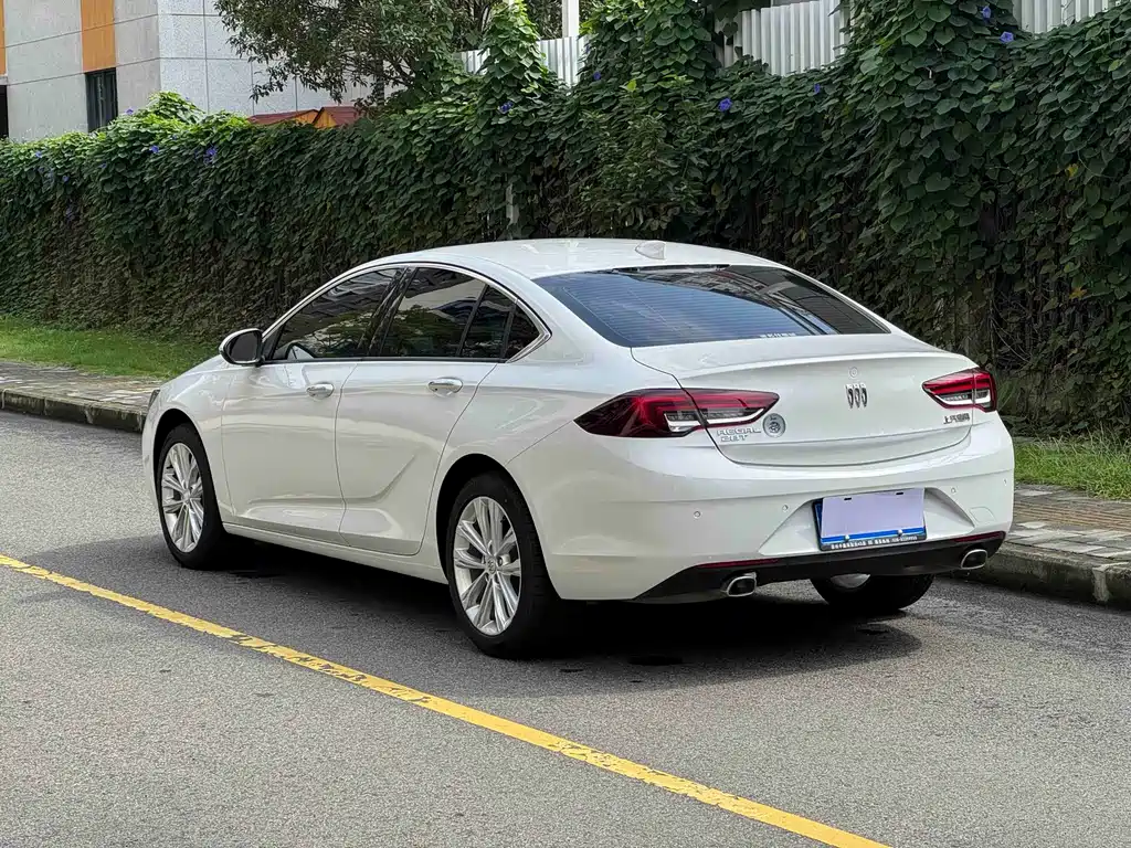 Buick Regal — фото 6