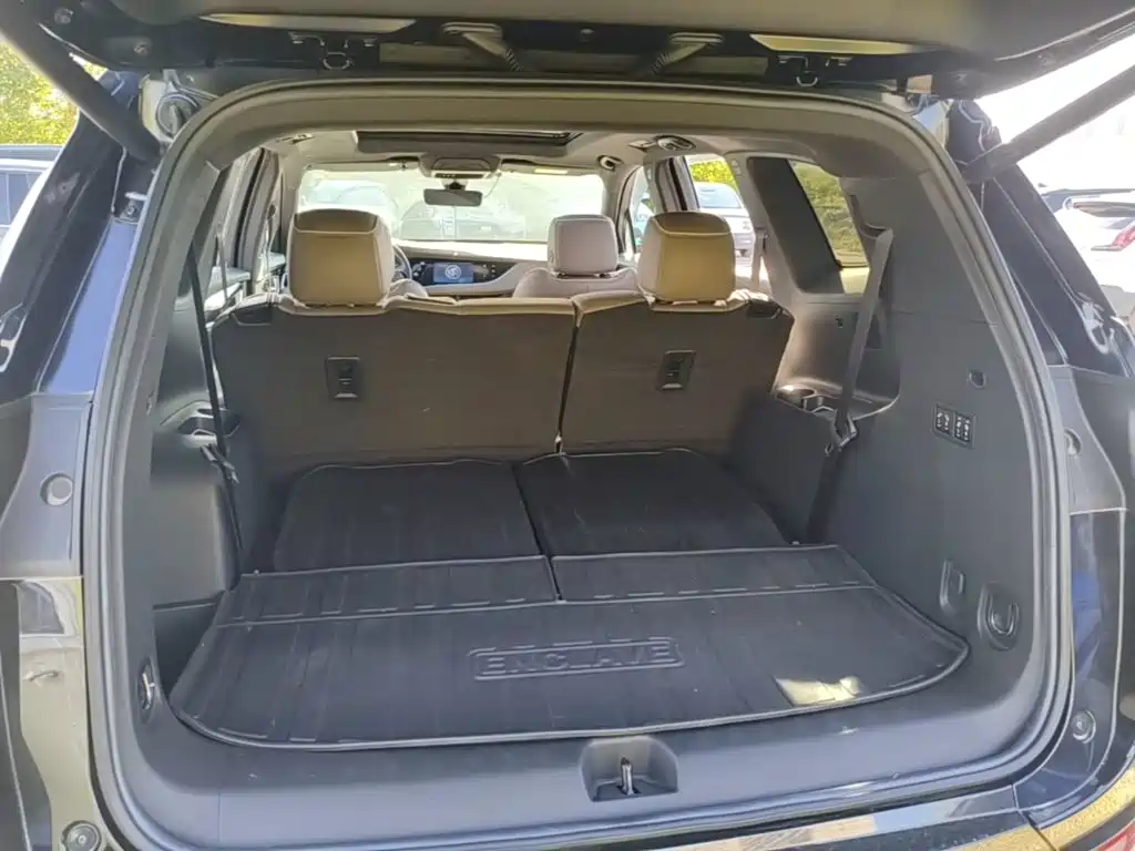 Buick Enclave — фото 19