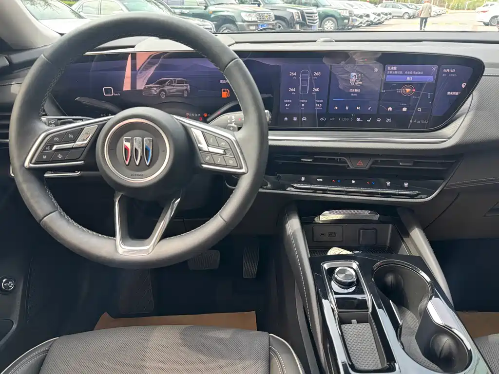 Buick Envision Plus — фото 14