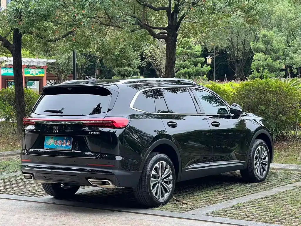 Buick Envision Plus — фото 2