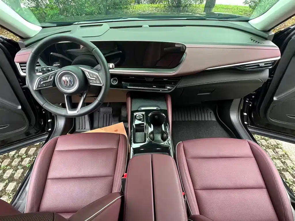 Buick Envision Plus — фото 11