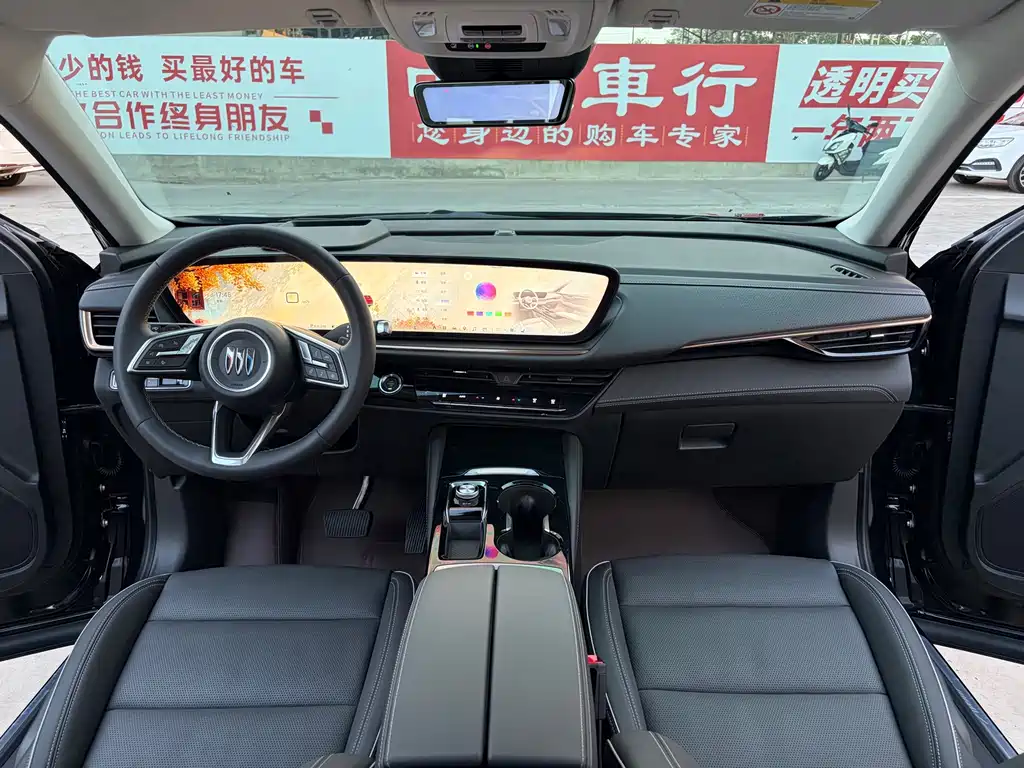 Buick Envision Plus — фото 8