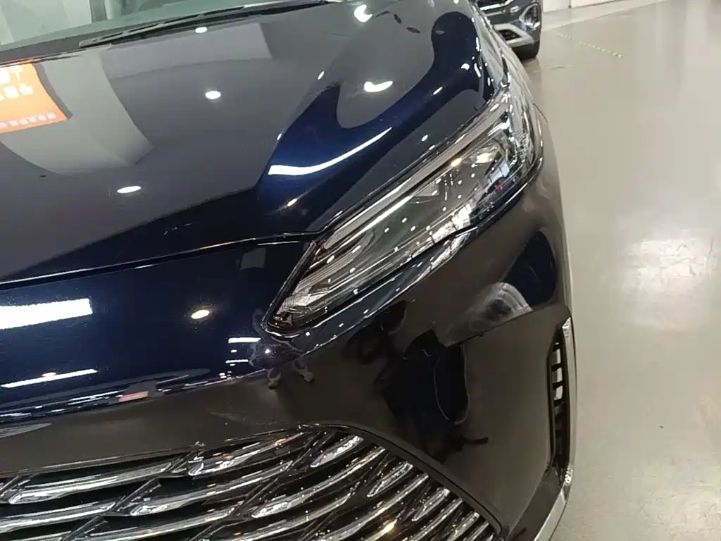 Buick GL8 Hybrid — фото 24