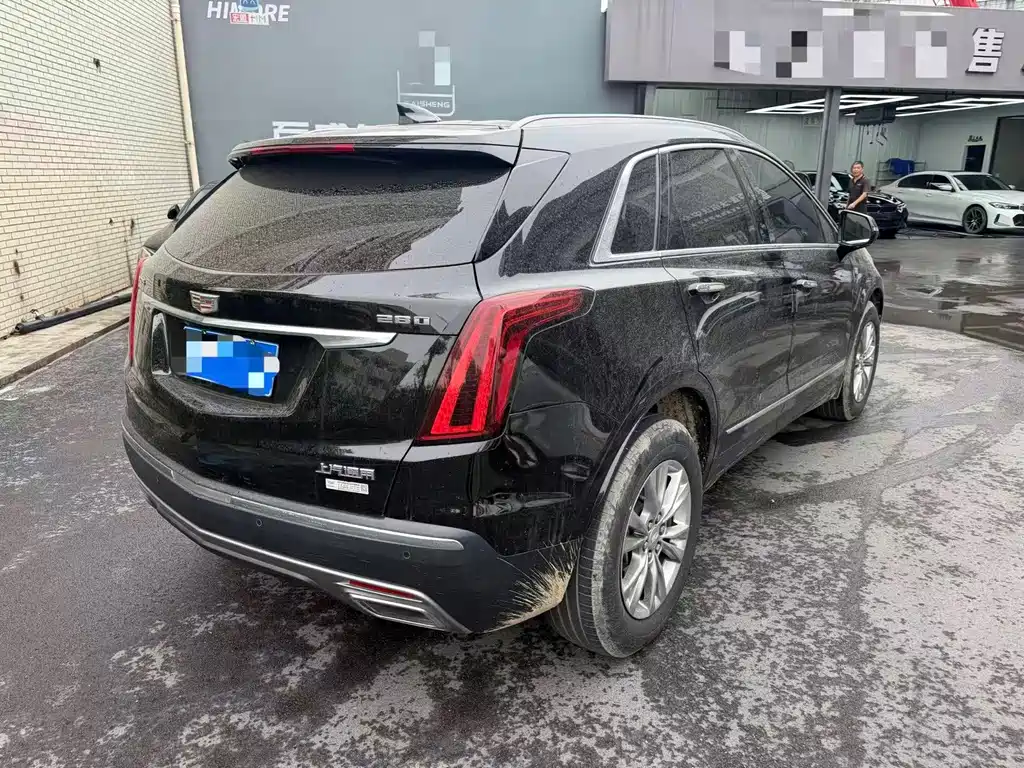 Cadillac XT5 — фото 7