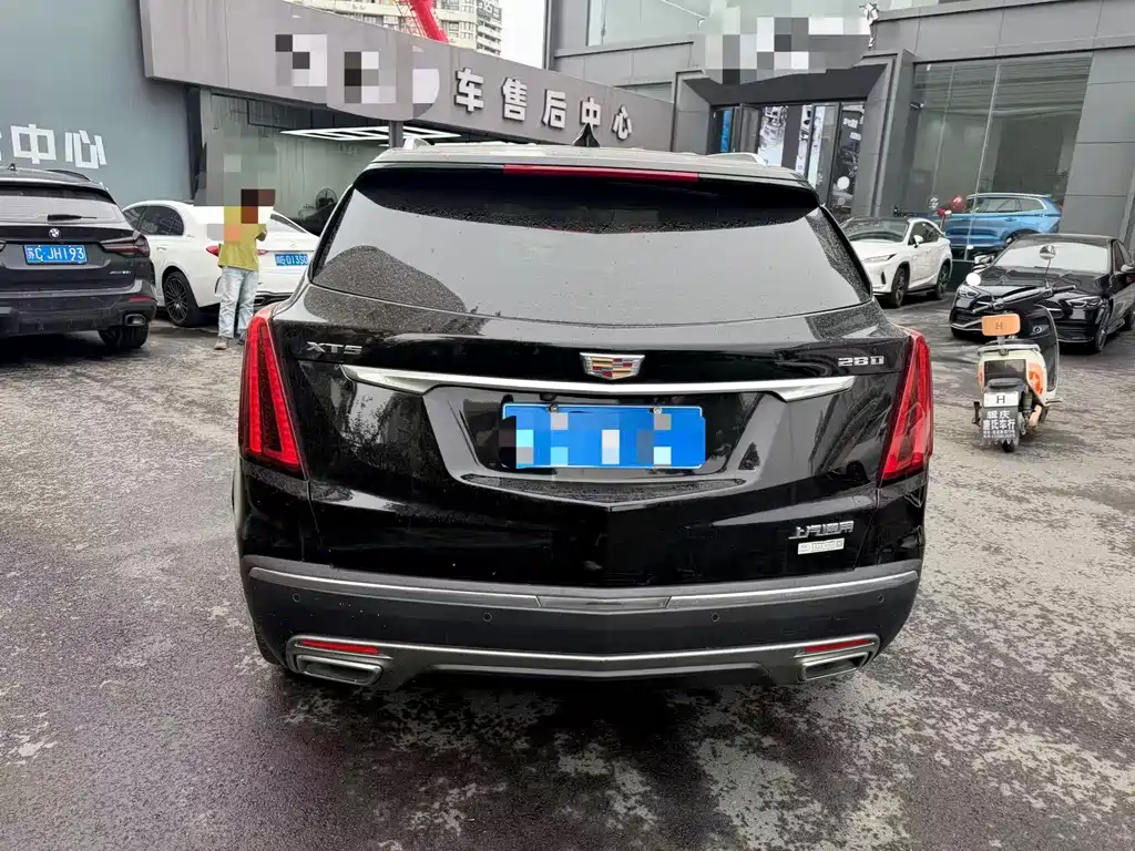 Cadillac XT5 — фото 8