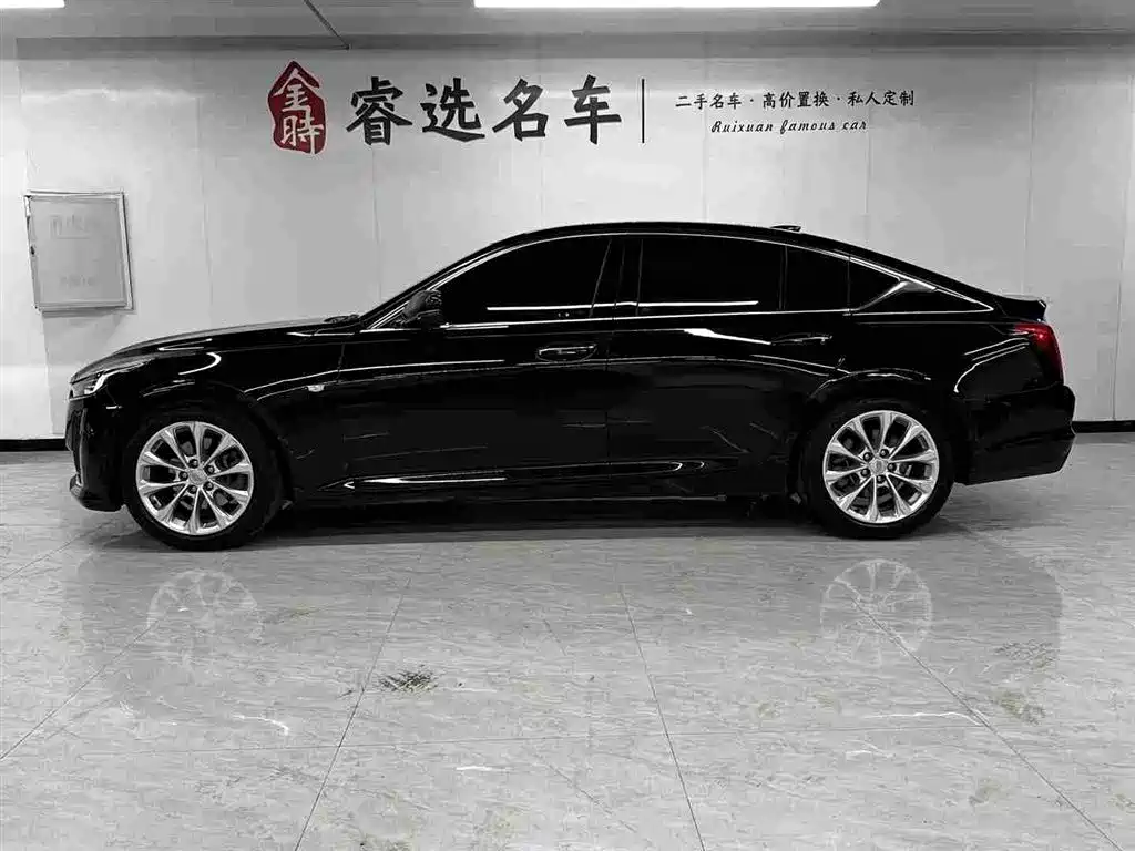 Cadillac CT5 — фото 3