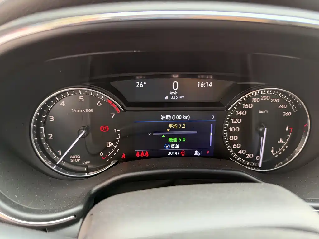 Cadillac CT5 — фото 12