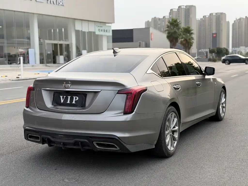 Cadillac CT5 — фото 5