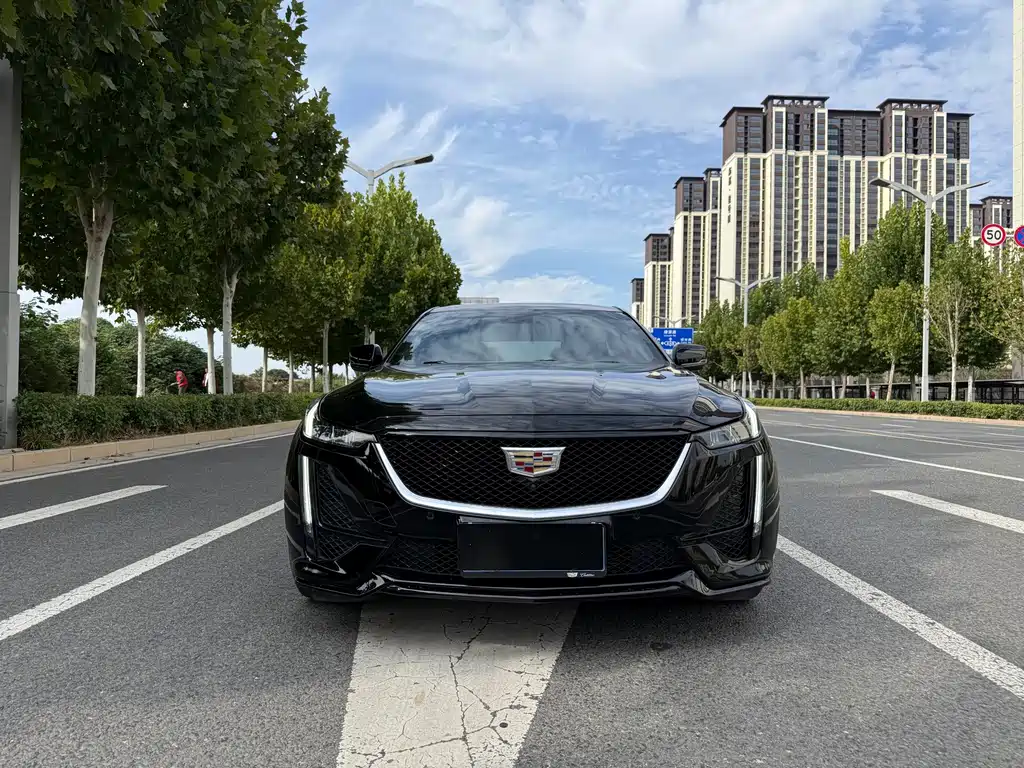 Cadillac CT5 — фото 2