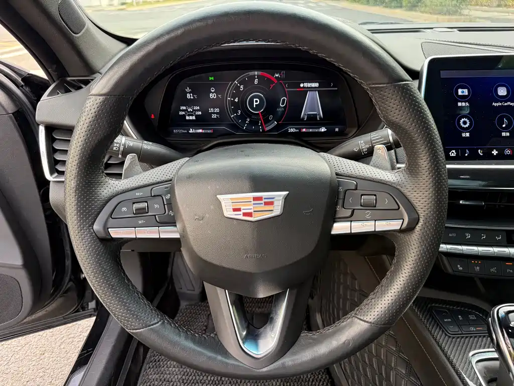 Cadillac CT5 — фото 6
