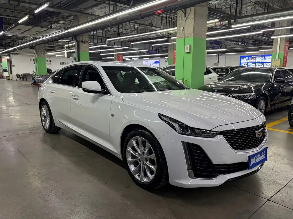 Cadillac CT5 — фото 2