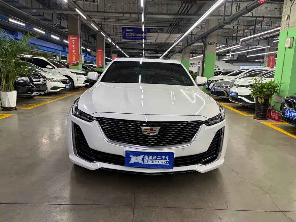 Cadillac CT5 — фото 3