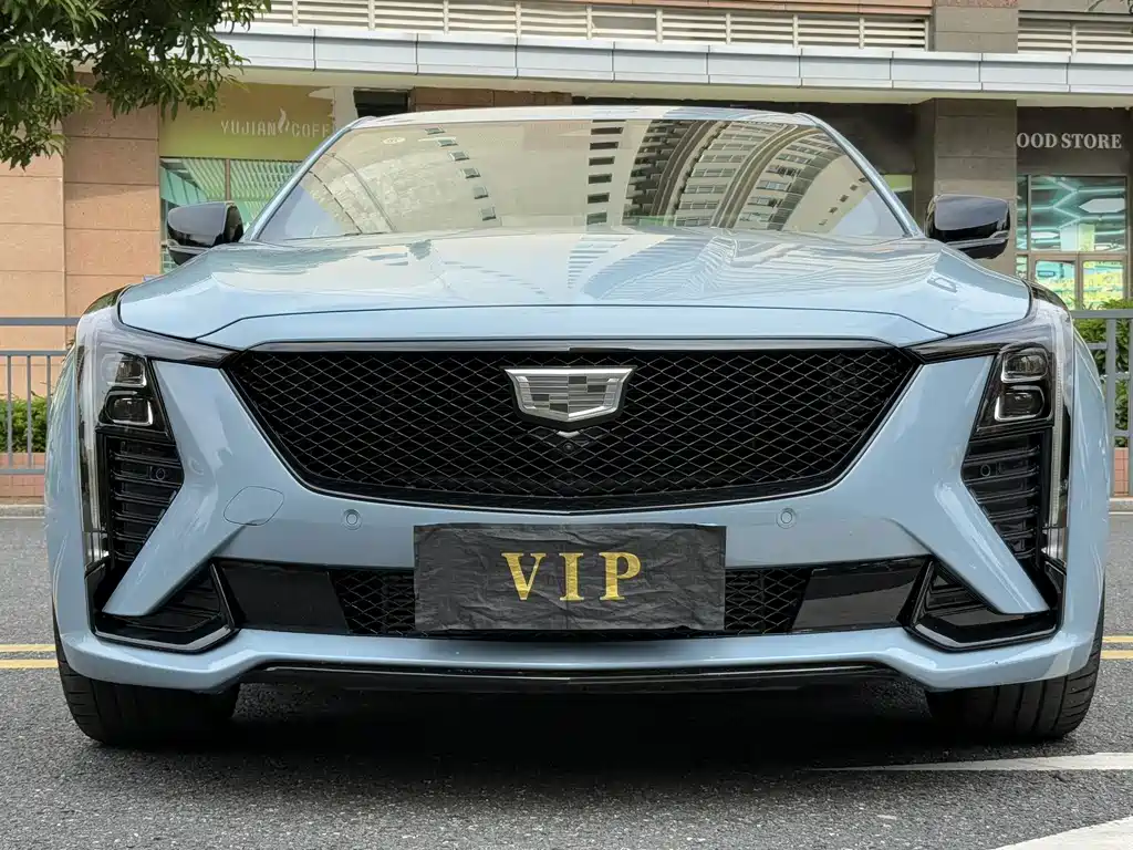 Cadillac CT5 — фото 2