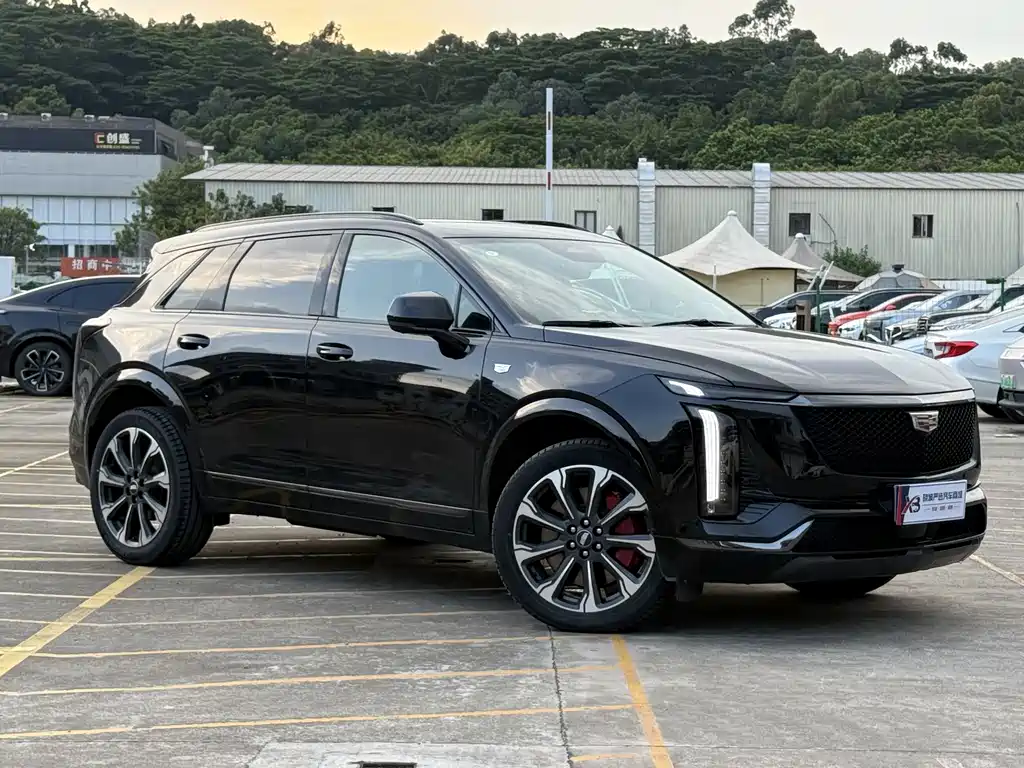 Cadillac XT5 — фото 4