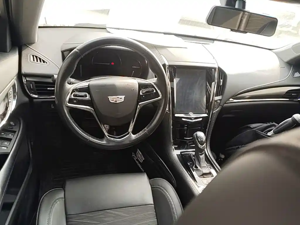 Cadillac ATS-L — фото 10