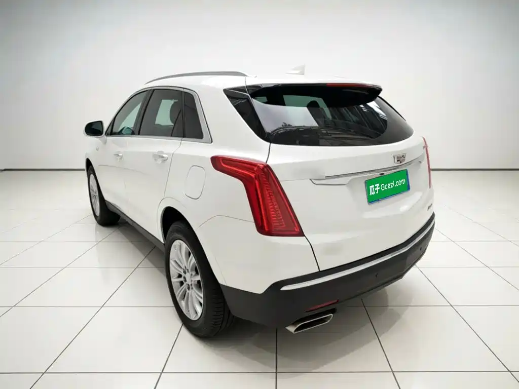 Cadillac XT5 — фото 5