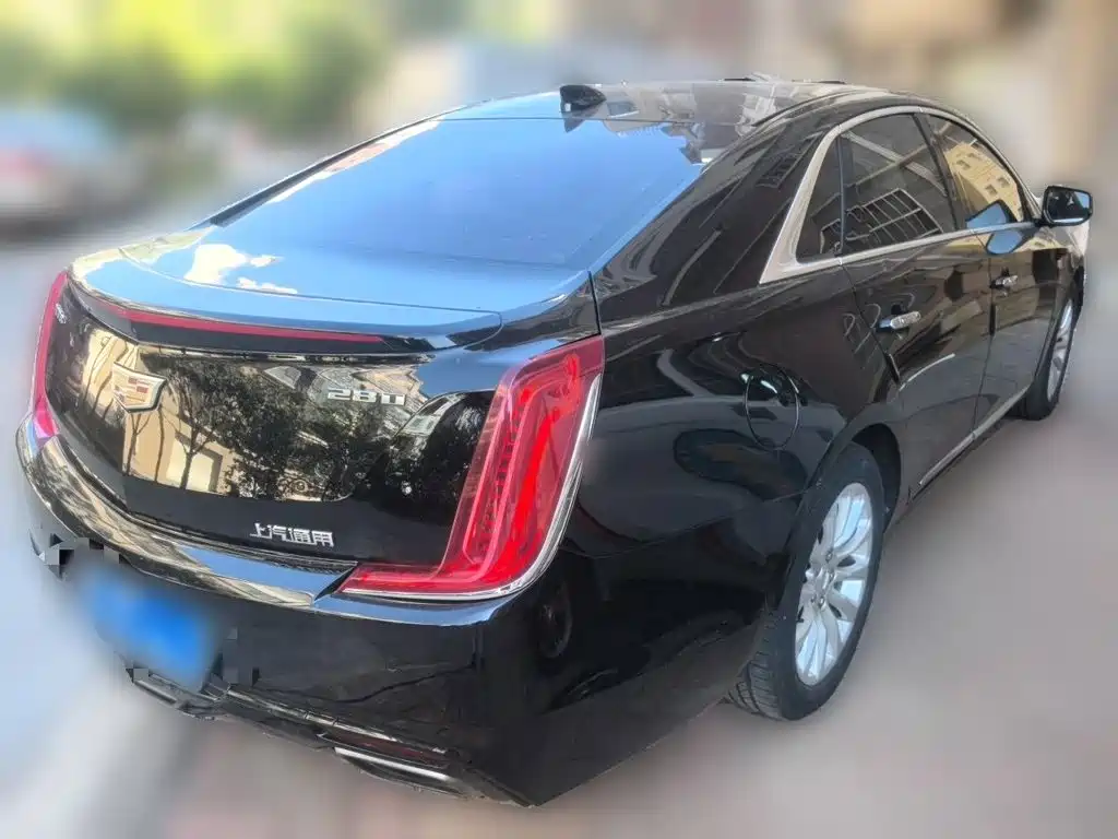 Cadillac XTS — фото 4
