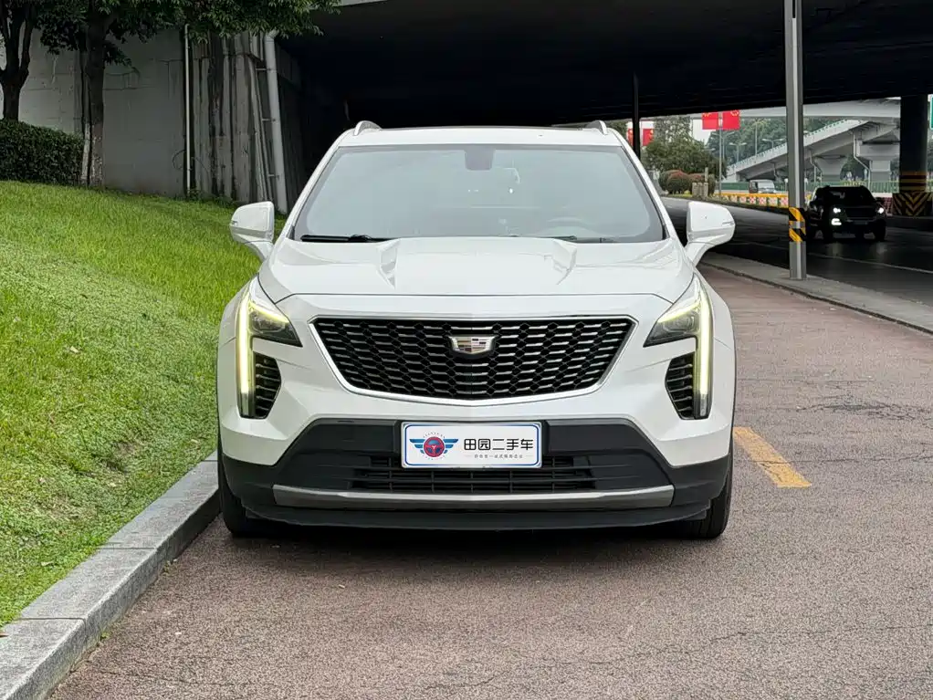Cadillac XT4 — фото 2