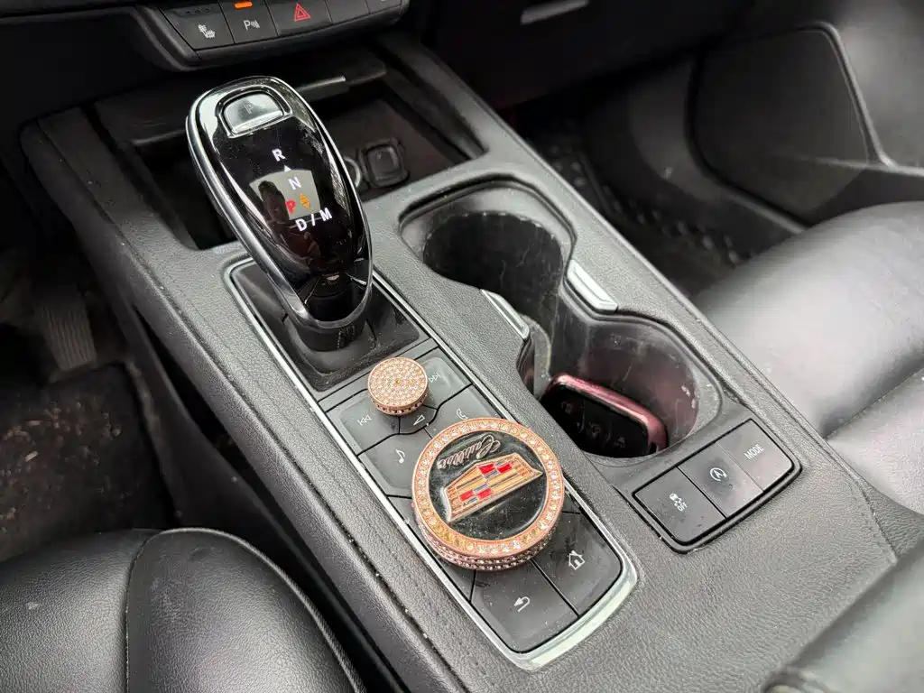 Cadillac XT4 — фото 9