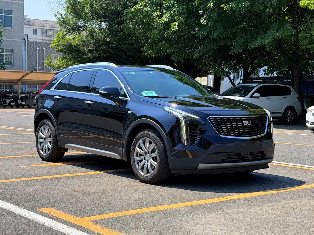 Cadillac XT4 — фото 3