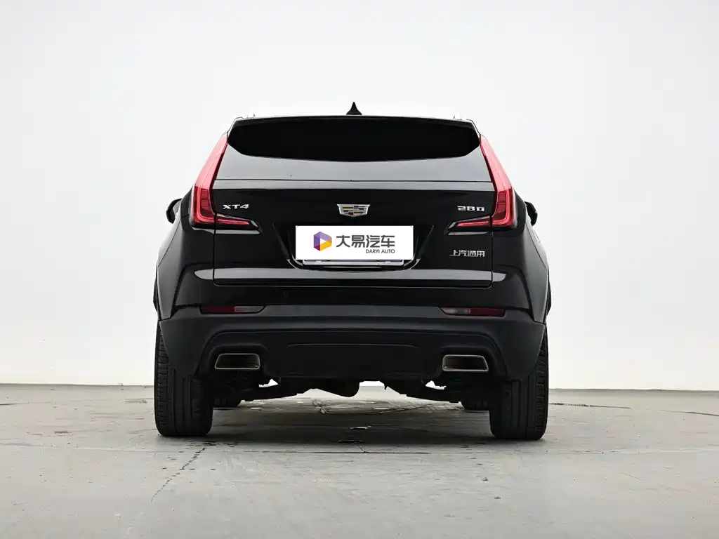 Cadillac XT4 — фото 4