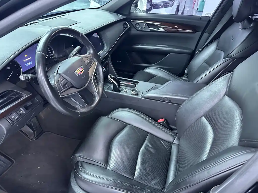 Cadillac CT6 — фото 4