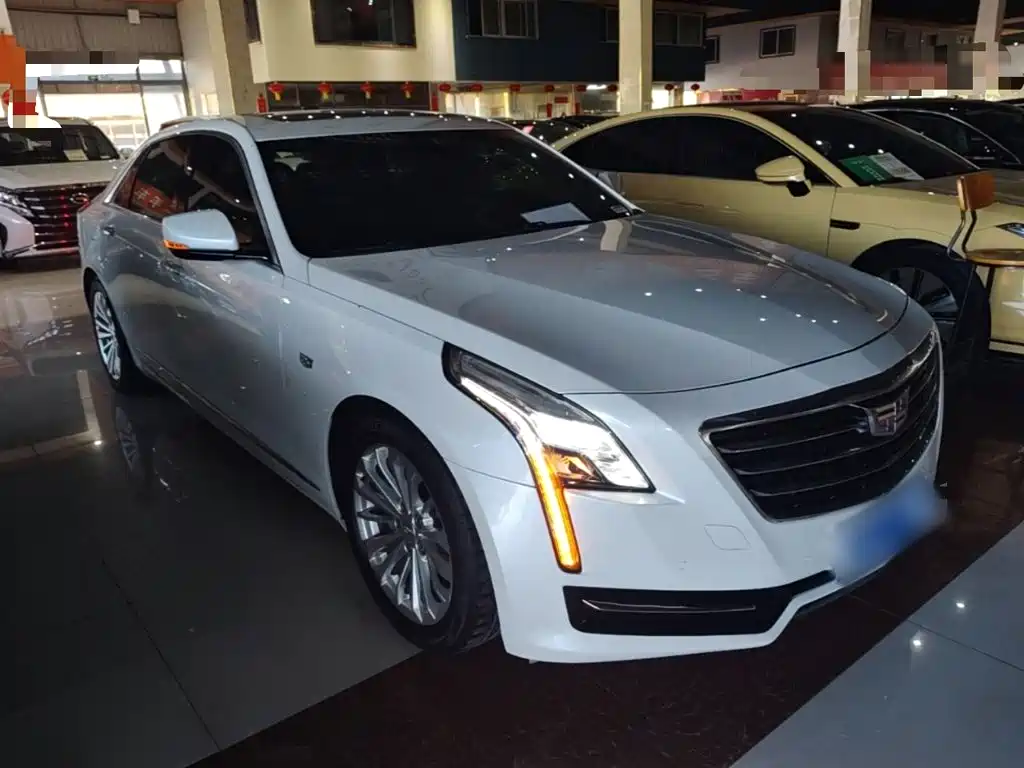 Cadillac CT6 — фото 4