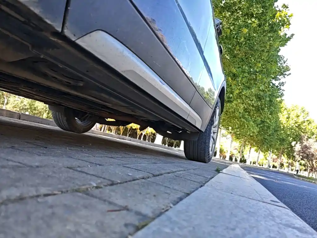Cadillac XT4 — фото 22