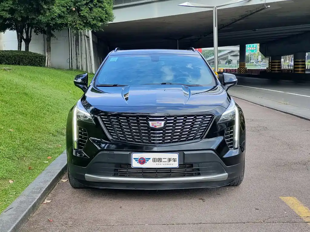 Cadillac XT4 — фото 2