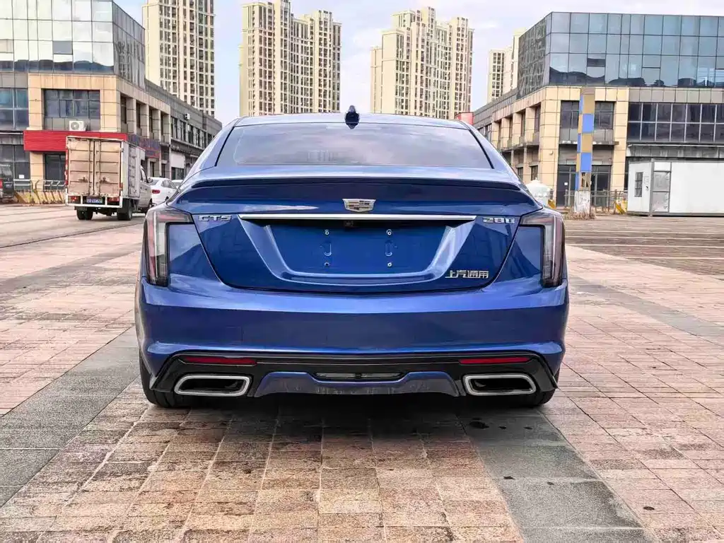 Cadillac CT5 — фото 8