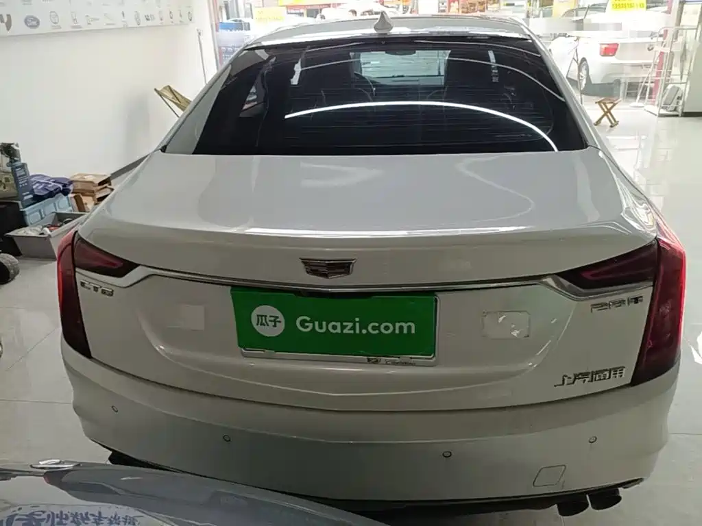 Cadillac CT6 — фото 6