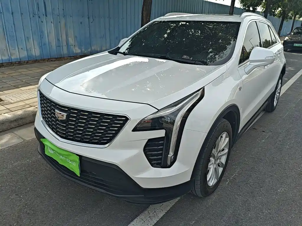 Cadillac XT4 — фото 2