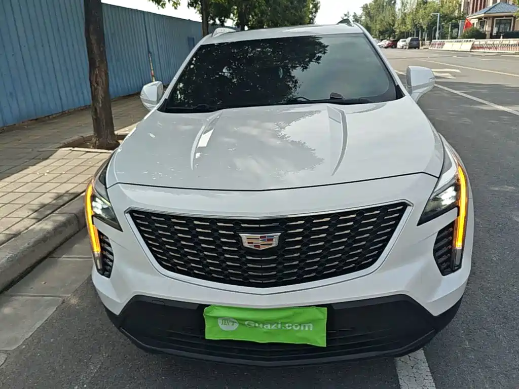 Cadillac XT4 — фото 3