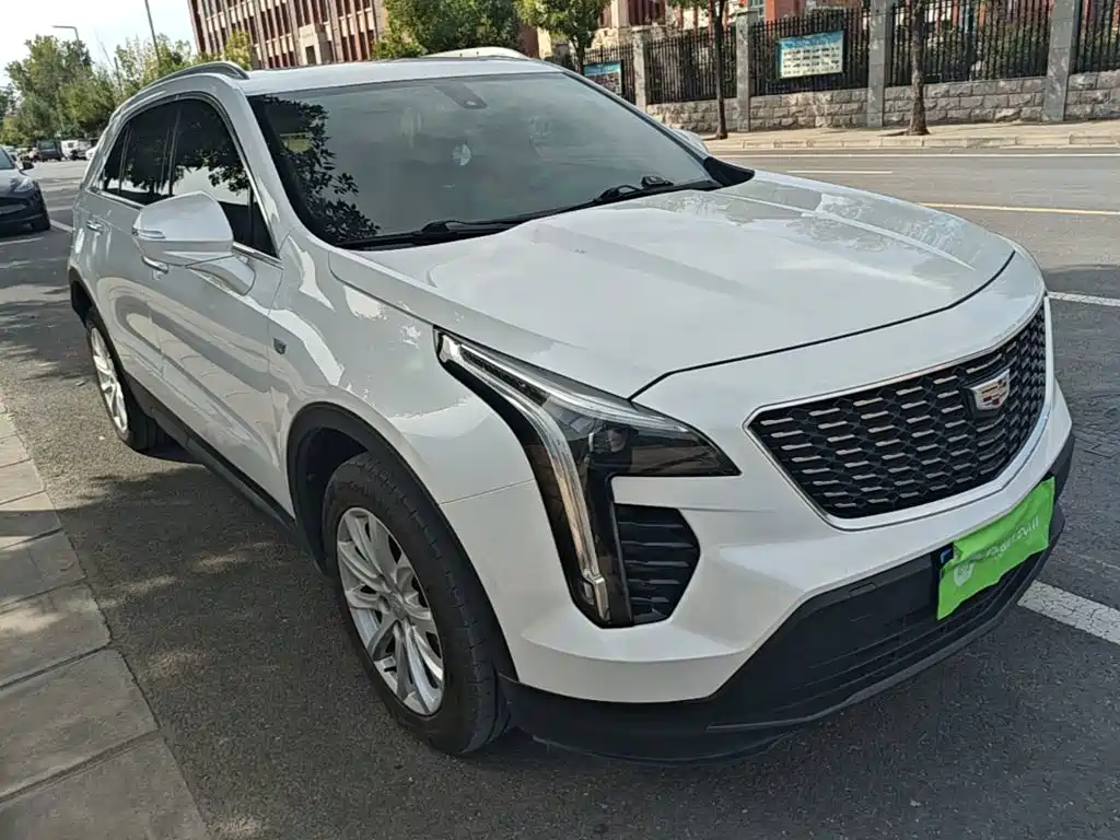 Cadillac XT4 — фото 4