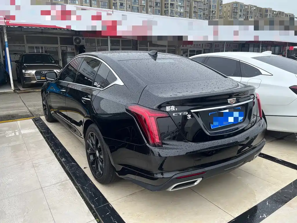 Cadillac CT5 — фото 7