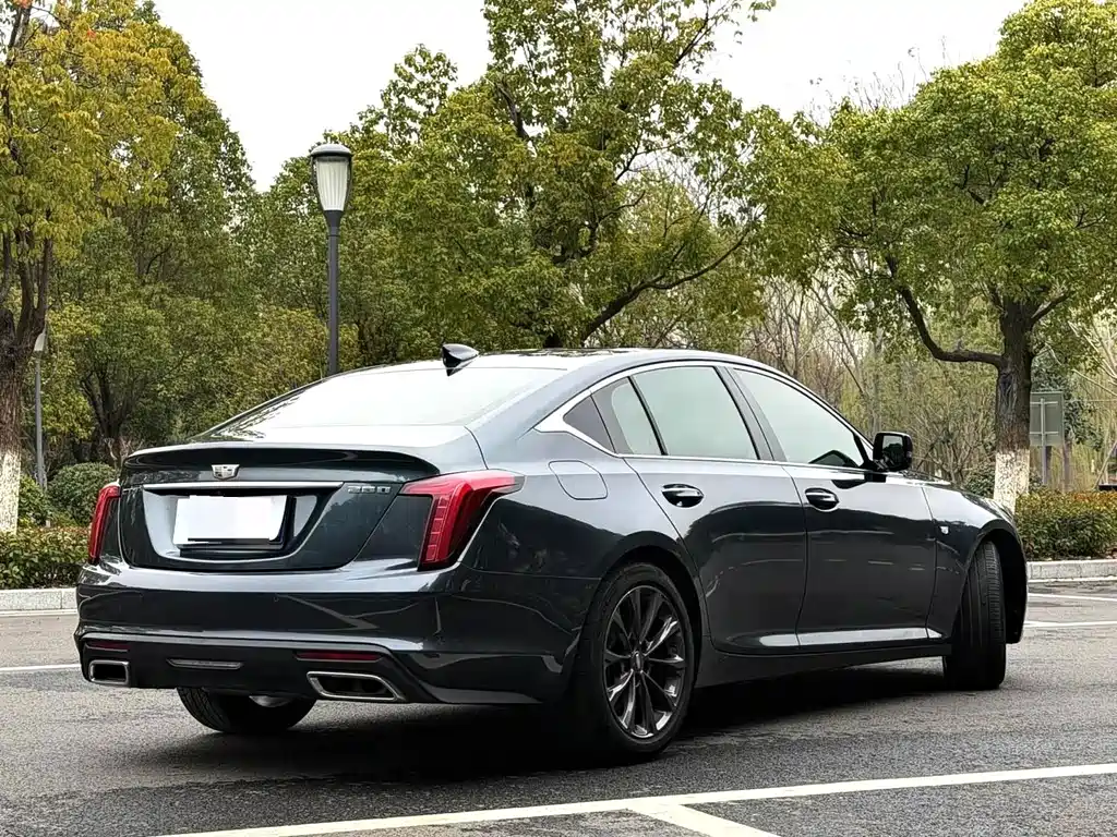 Cadillac CT5 — фото 5