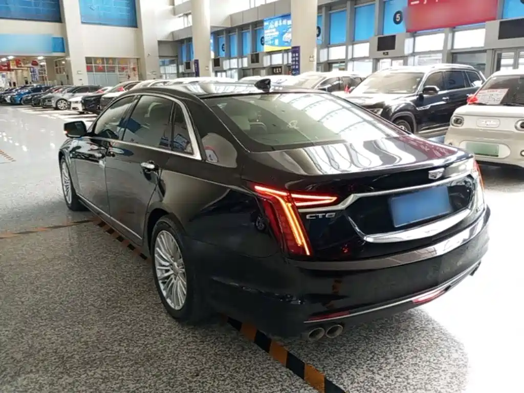 Cadillac CT6 — фото 5