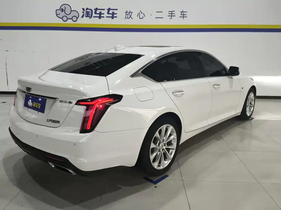 Cadillac CT5 — фото 3