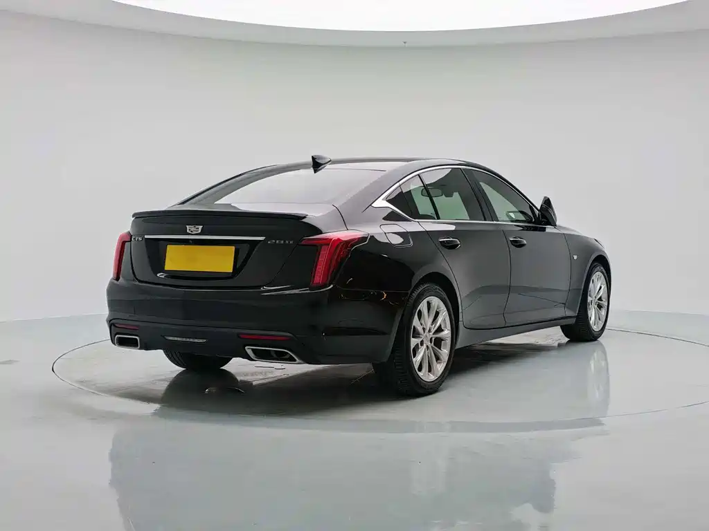 Cadillac CT5 — фото 2