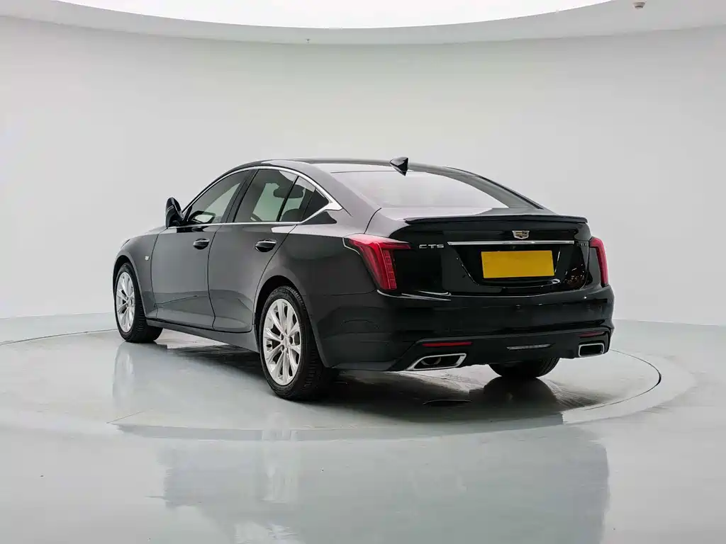 Cadillac CT5 — фото 4