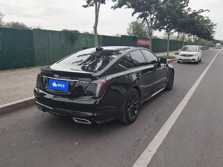 Cadillac CT5 — фото 3