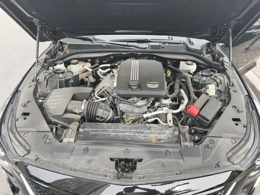 Cadillac CT5 — фото 10