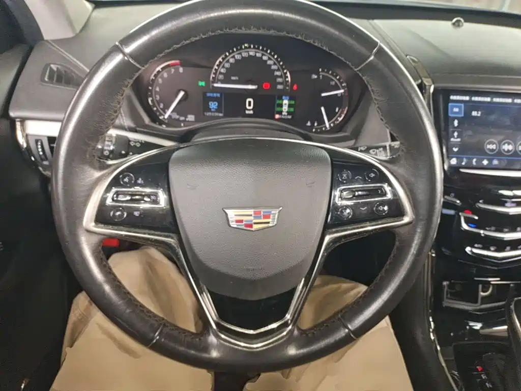 Cadillac ATS-L — фото 11