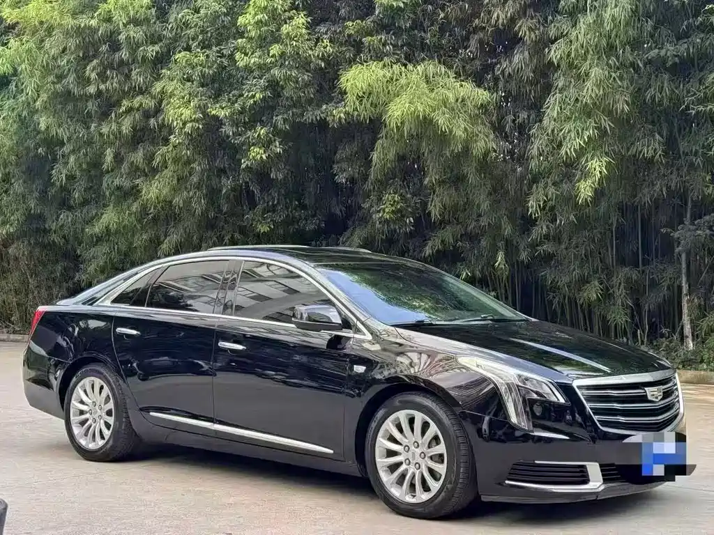 Cadillac XTS — фото 3