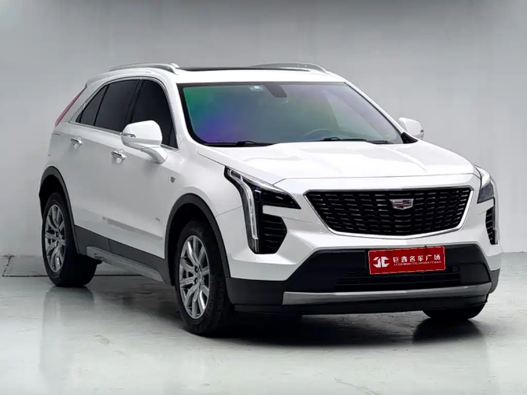 Cadillac XT4 — фото 3