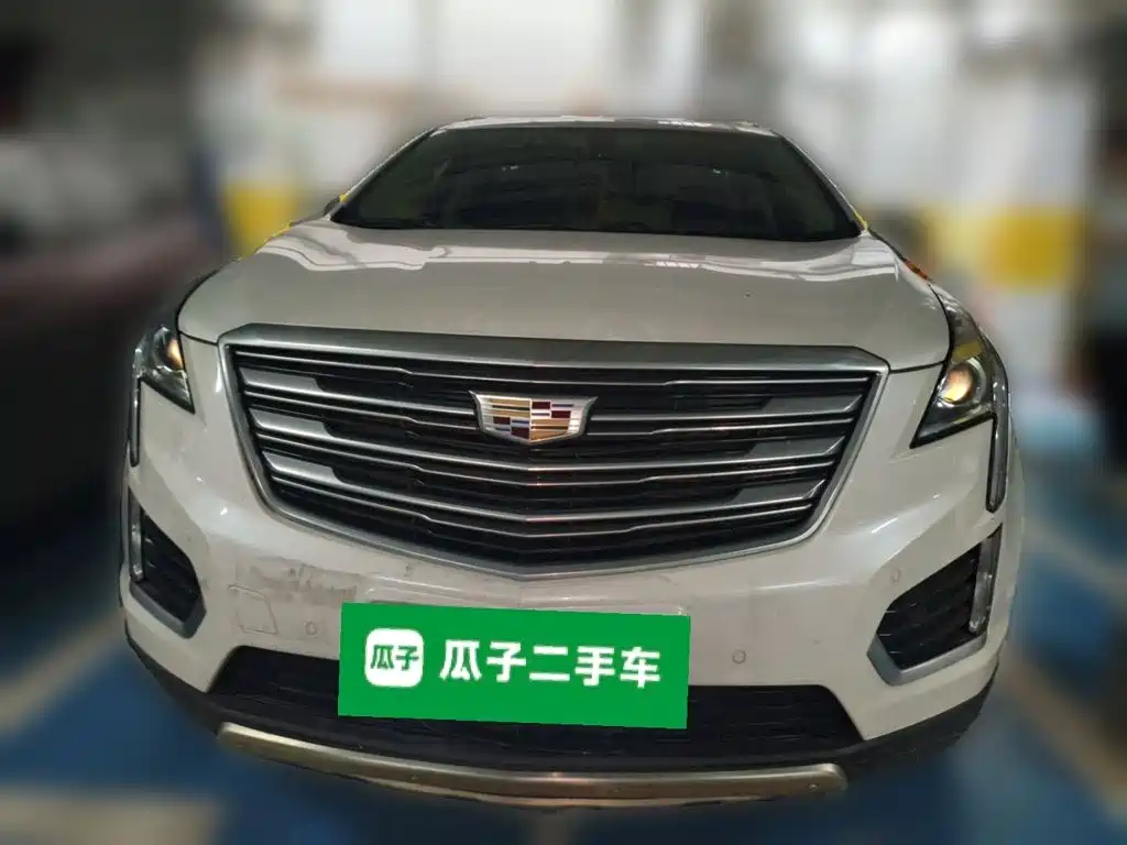 Cadillac XT5 — фото 23