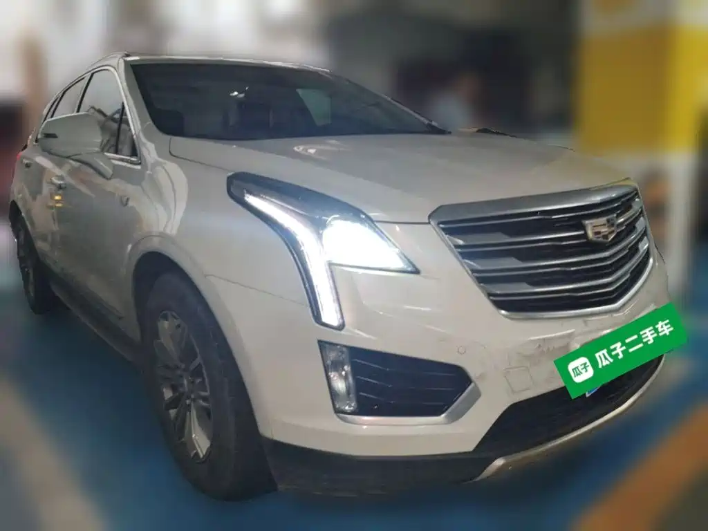 Cadillac XT5 — фото 24