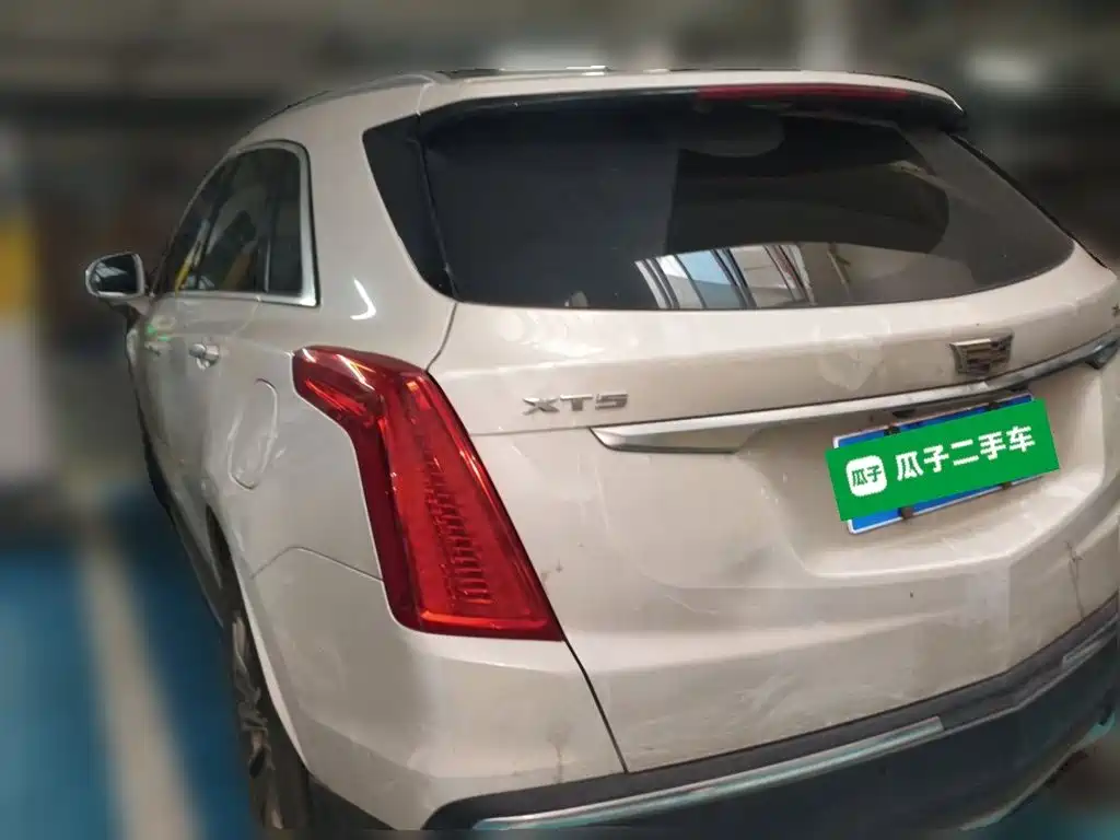 Cadillac XT5 — фото 25