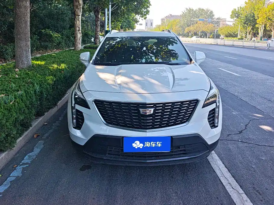 Cadillac XT4 — фото 2