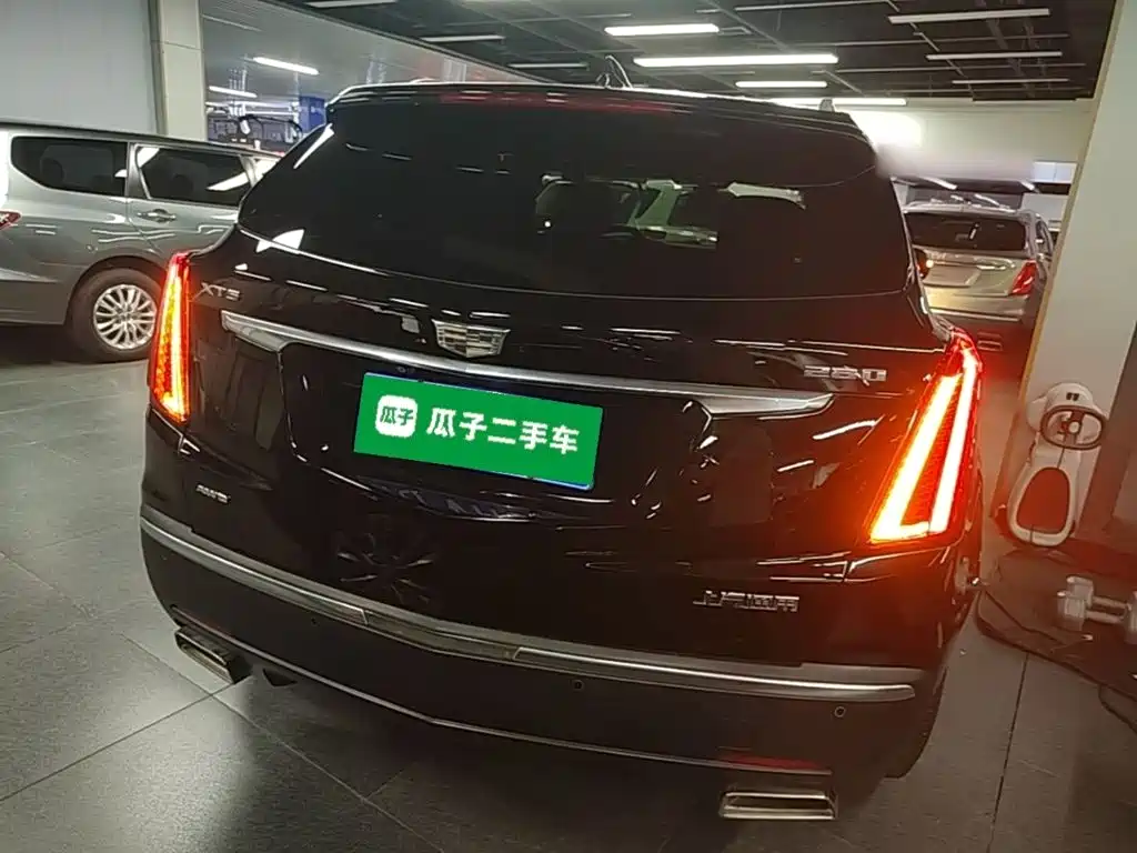 Cadillac XT5 — фото 6